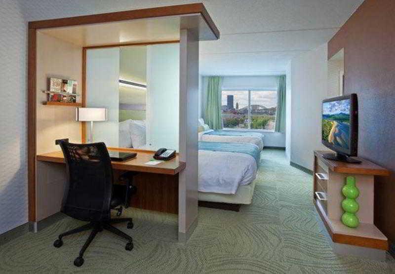 Springhill Suites Pittsburgh Southside Works חדר תמונה