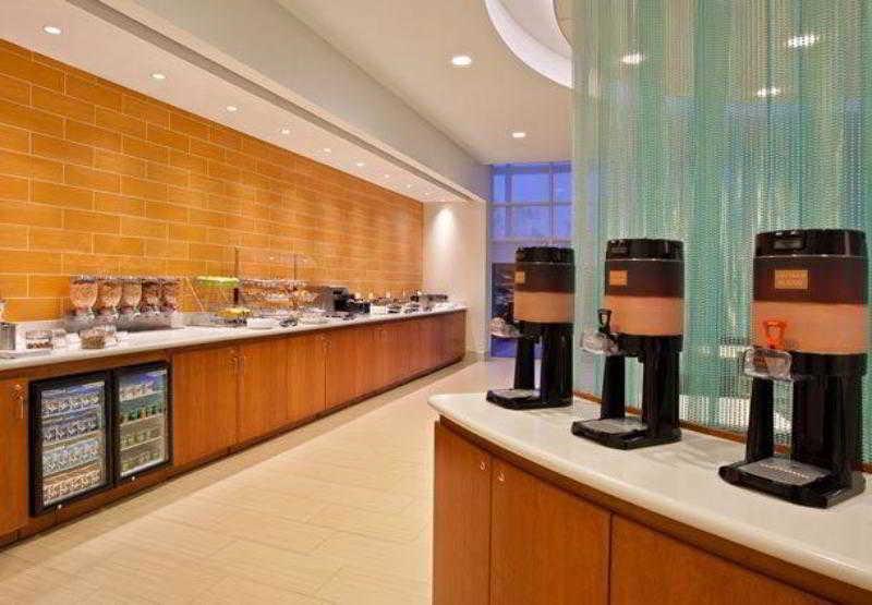 Springhill Suites Pittsburgh Southside Works מסעדה תמונה
